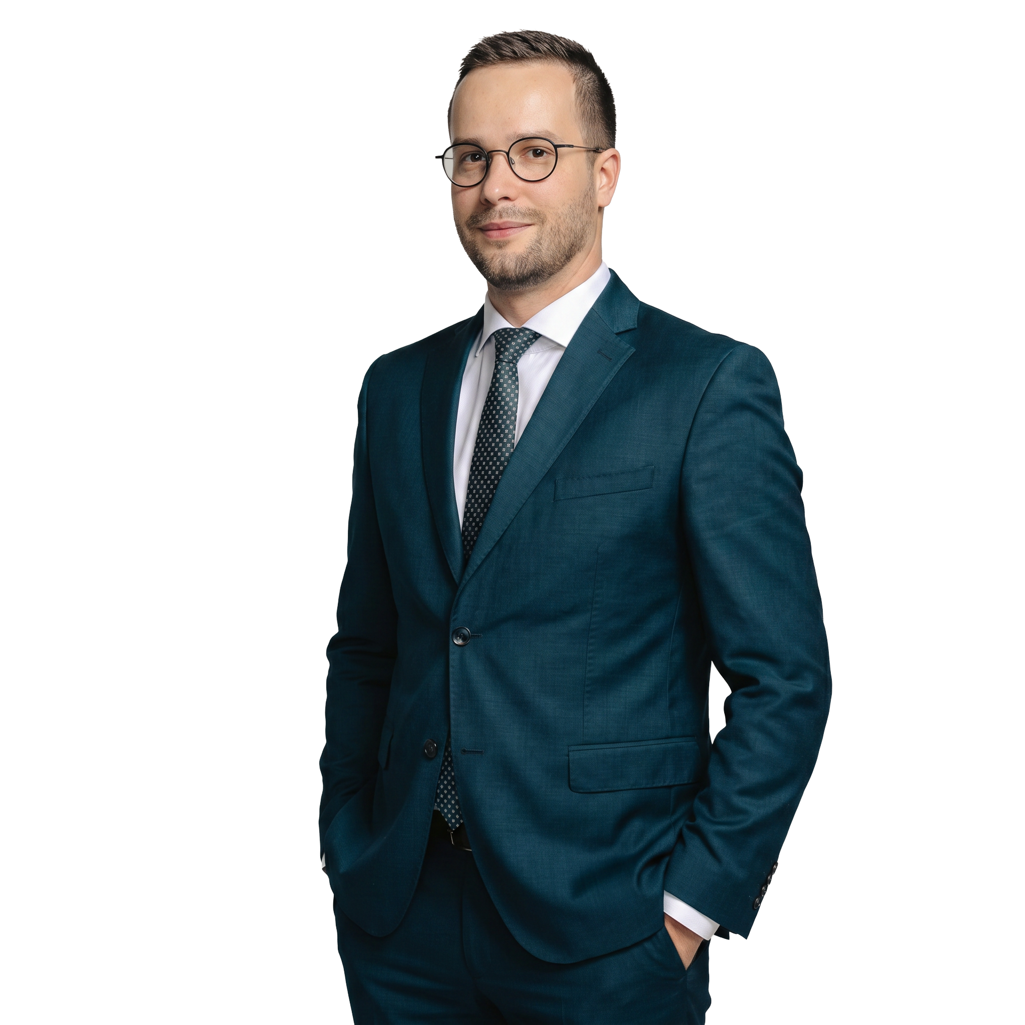 Advokát advokátskej kancelárie zak&co. v obleku